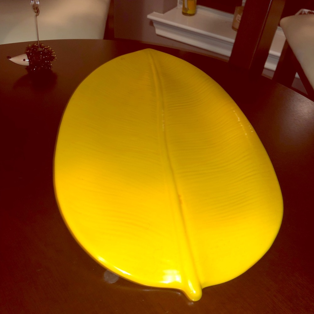 Gold decor leaf